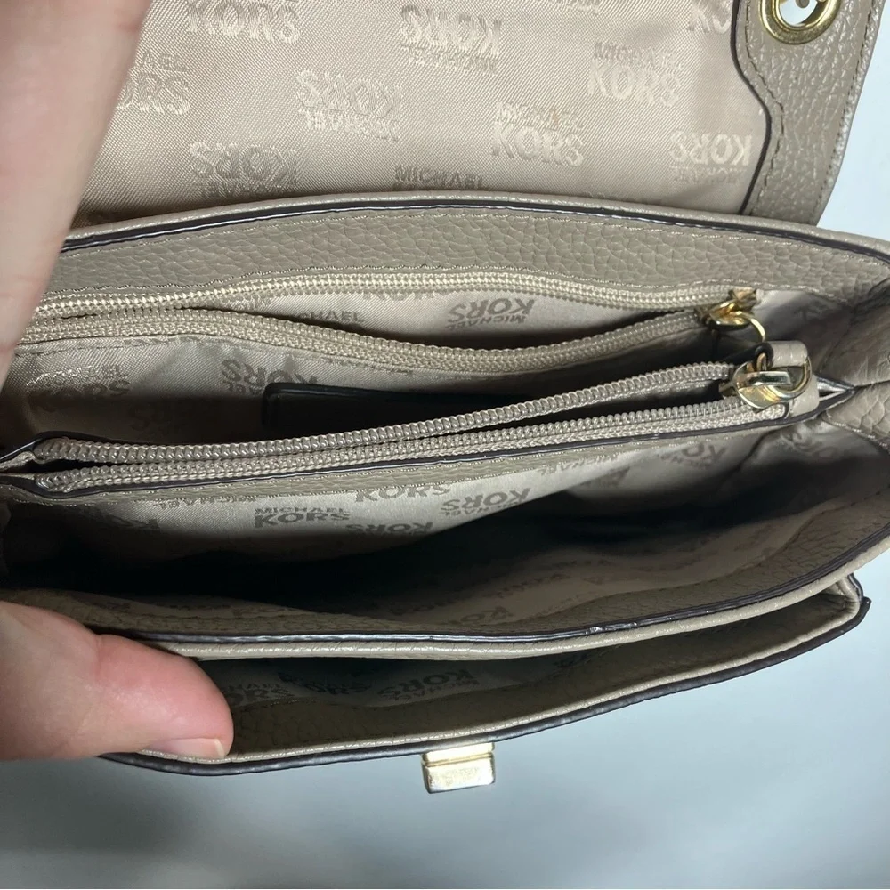 Michael Kors‎ Sloan pebbbled leather crossbody bag shoulder bag tan small - Picture 5 of 10